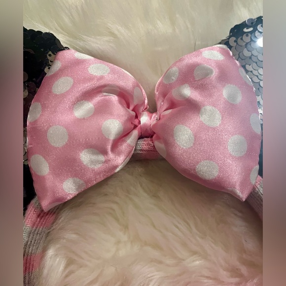 Disney Minnie Mouse Ears Bow Fur Earmuffs 🎀 Flip Reversible Sequins ✨ Girls OS - Picture 5 of 9